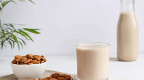 آیا شیر بادام چاق کننده است یا باعث کاهش وزن می شود؟