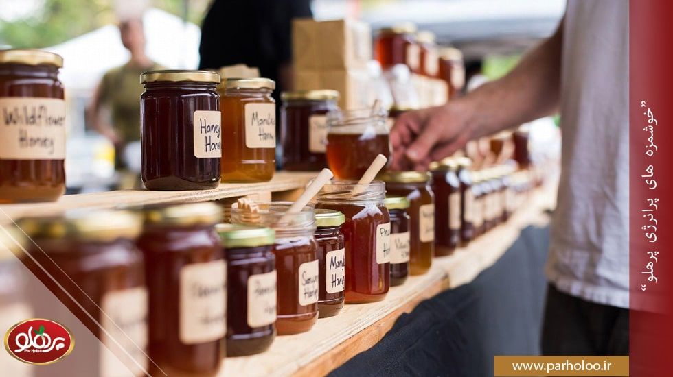 مقایسه قیمت عسل کنار و عسل گون اصل در سال ۱۴۰۴ | پرهلو چرا عسل کنار گرانتر از عسل گون است؟ بررسی عوامل موثر بر قیمت | پرهلو
