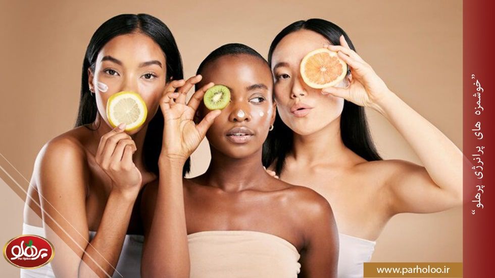 عسل ارگانیک برای لک صورت در پوستهای مختلف | پرهلو مناسب بودن عسل برای انواع پوست خشک، چرب و حساس در درمان لک | پرهلو