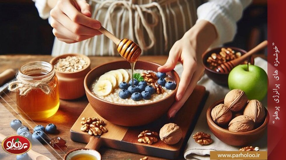 میانوعده چاقکننده با عسل اصل؛ انرژی پایدار و جذب بهتر مواد مغذی | پرهلو ترکیب عسل طبیعی با شیر گرم و موز برای افزایش وزن سریع و سالم | پرهلو